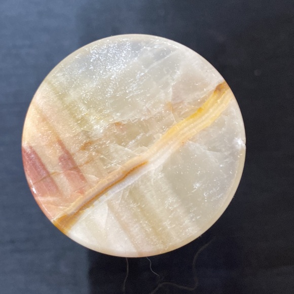 Onyx Vase - Picture 5 of 6